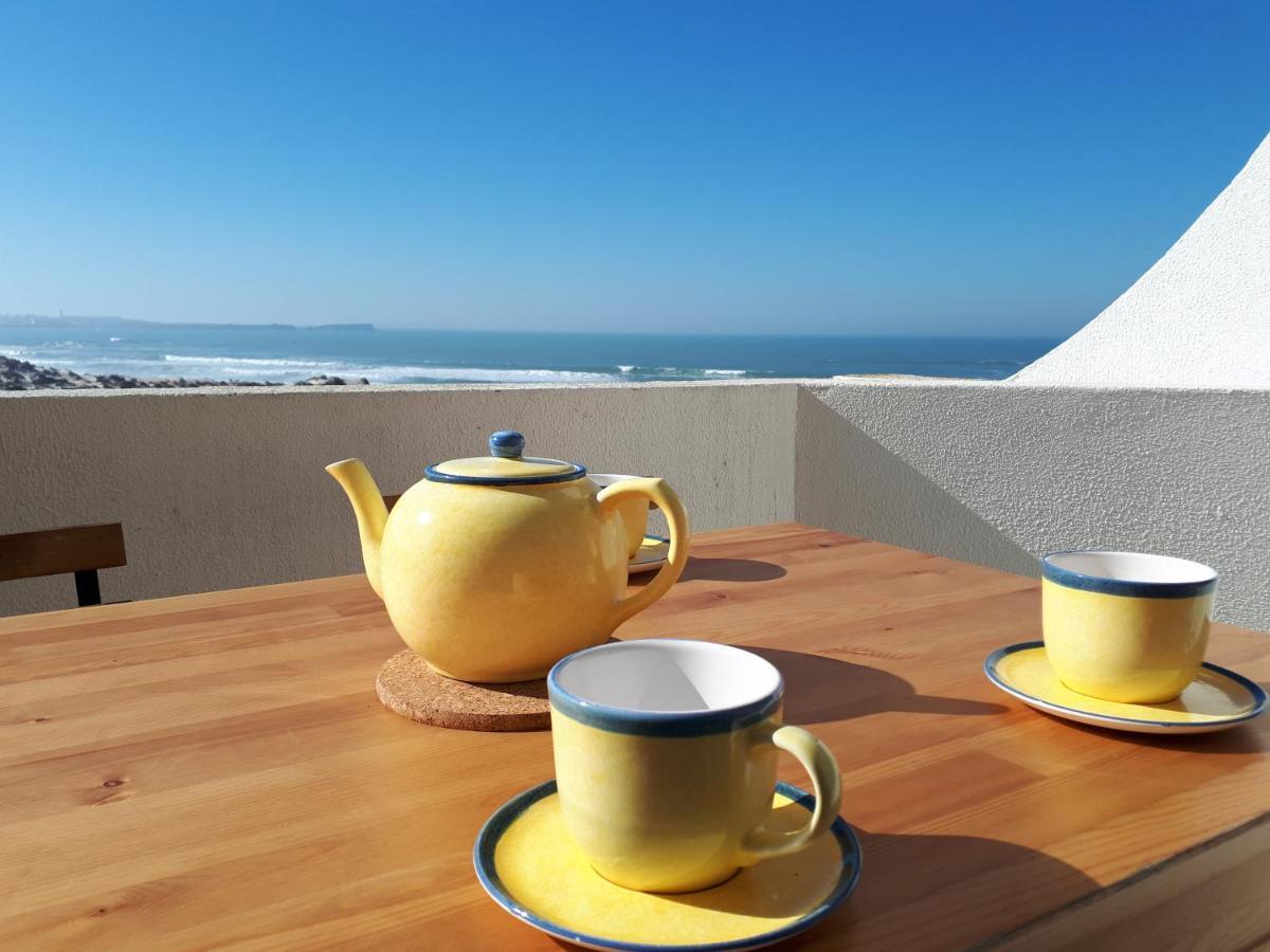 Maresia - Beachfront Peniche Apartment Exteriör bild