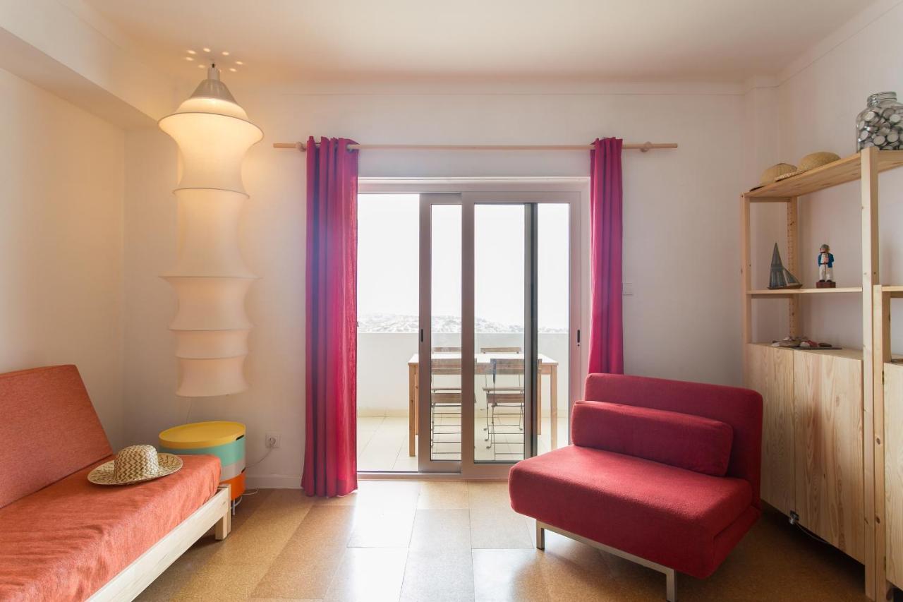 Maresia - Beachfront Peniche Apartment Exteriör bild